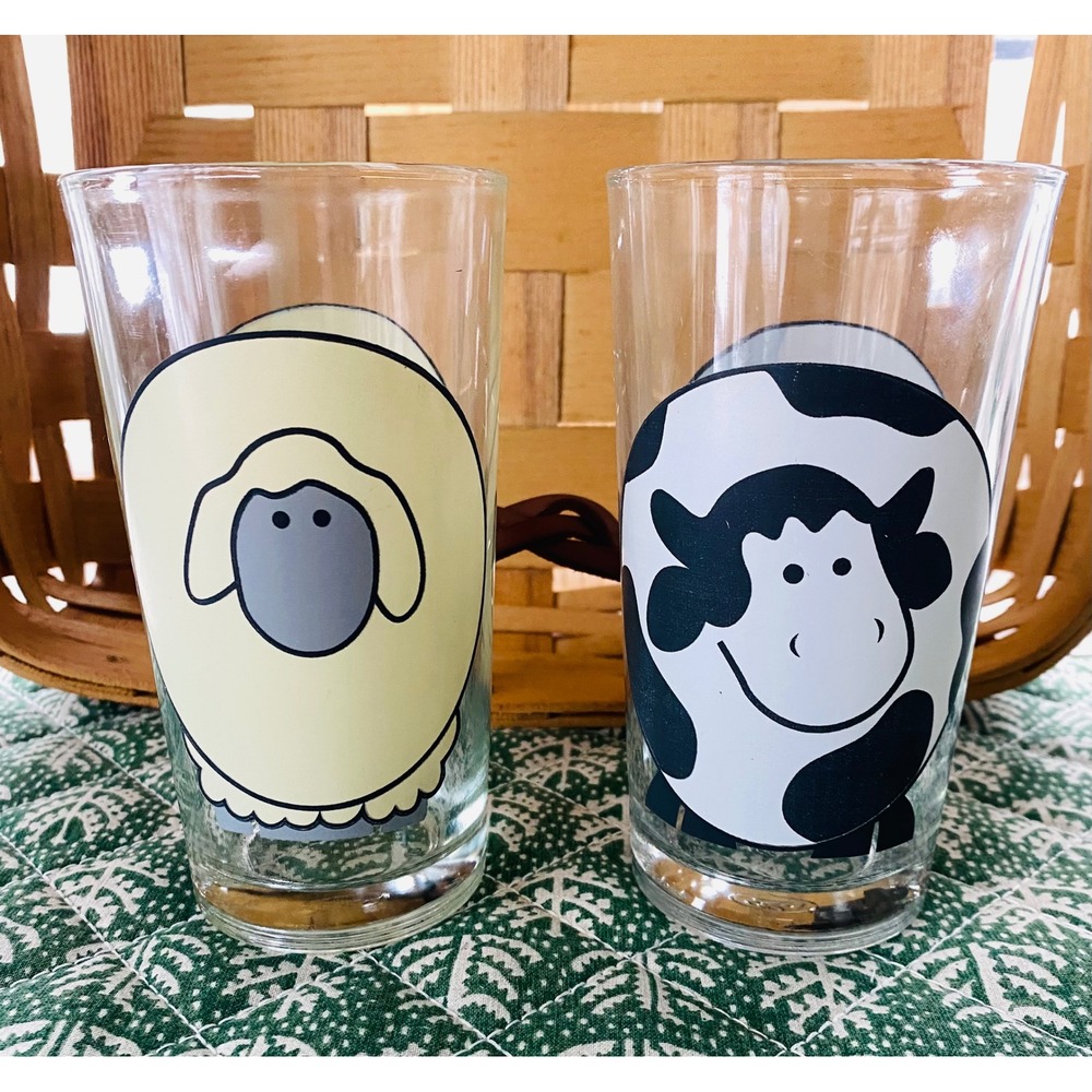 Firna Vintage Cow  and Sheep Glass Tumblers Set of 2 Farmhouse Animal Drinkware